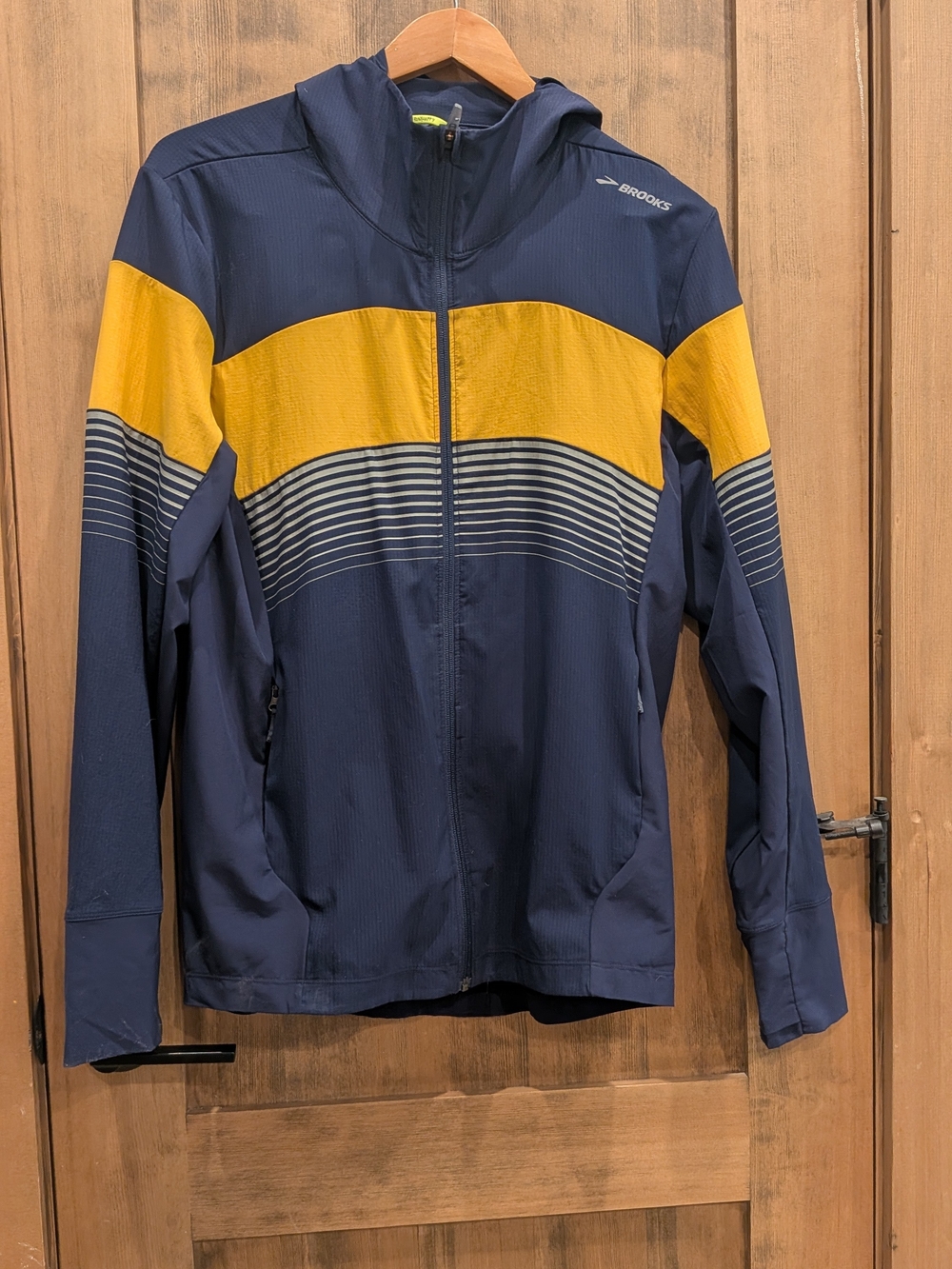 Brooks Canopy Jacket Navy and Yellow Size Medium